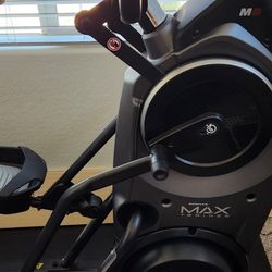 BowFlex M8 Max Trainer