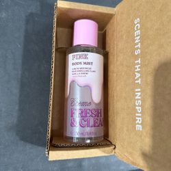 PINK Crème Fresh & Clean Body Mist 8.4 fl oz