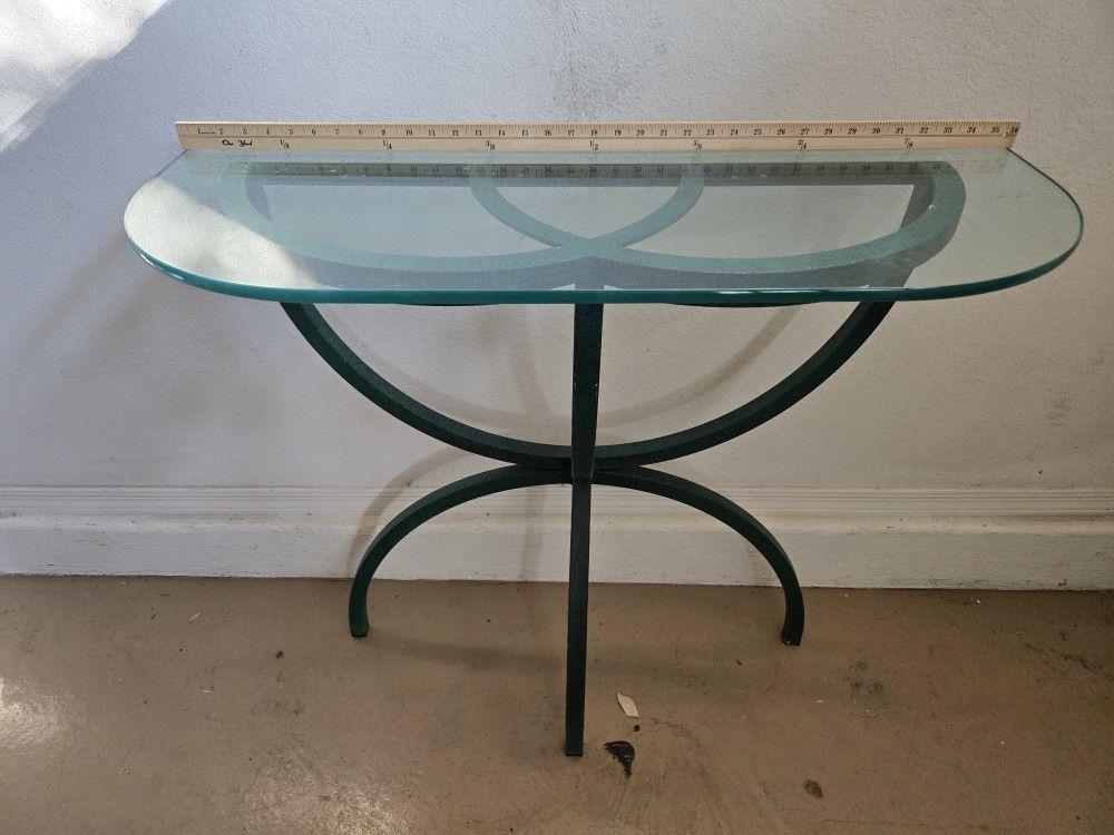 Green Entry Table