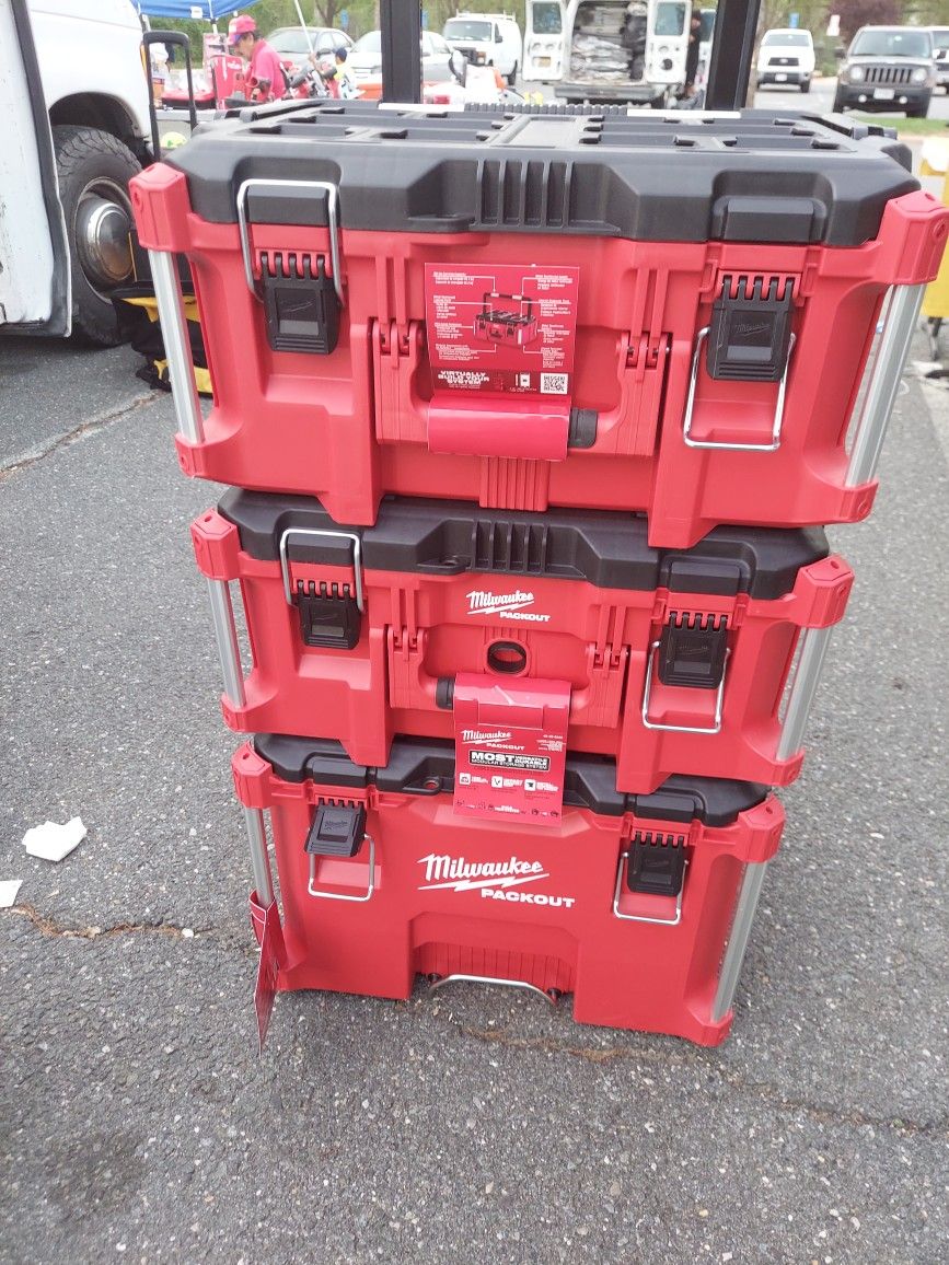 Milwaukee 3 Packout Boxes