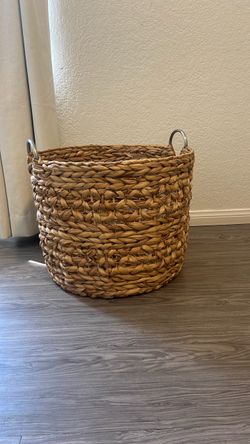 Large Woven Seagrass Storage Basket
