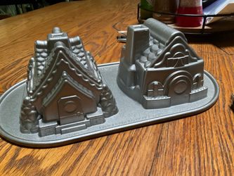 Nordic Ware mini house cake pan