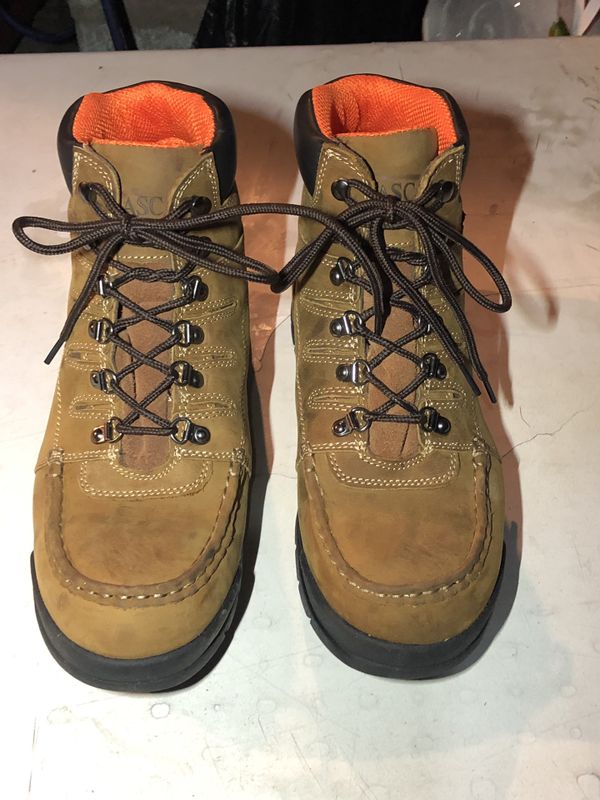 ITASCA MENS SIZE 12 Color Wheat TOP OF THE LINE QUALITY WORK BOOTS