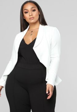 Fashion Nova Ivory Open Front Wide Lapel Stretch Business Office Blazer M - Excellent Condition Like New Wore Once