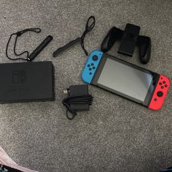 Nintendo Switch 