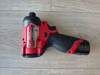Milwaukee M12 FUEL 1/4” Hex Impact Driver + Battery – Like New