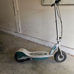 Razor E300 electric scooter