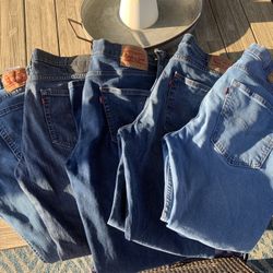Levi’s Jeans Size 36x32  5 pairs 