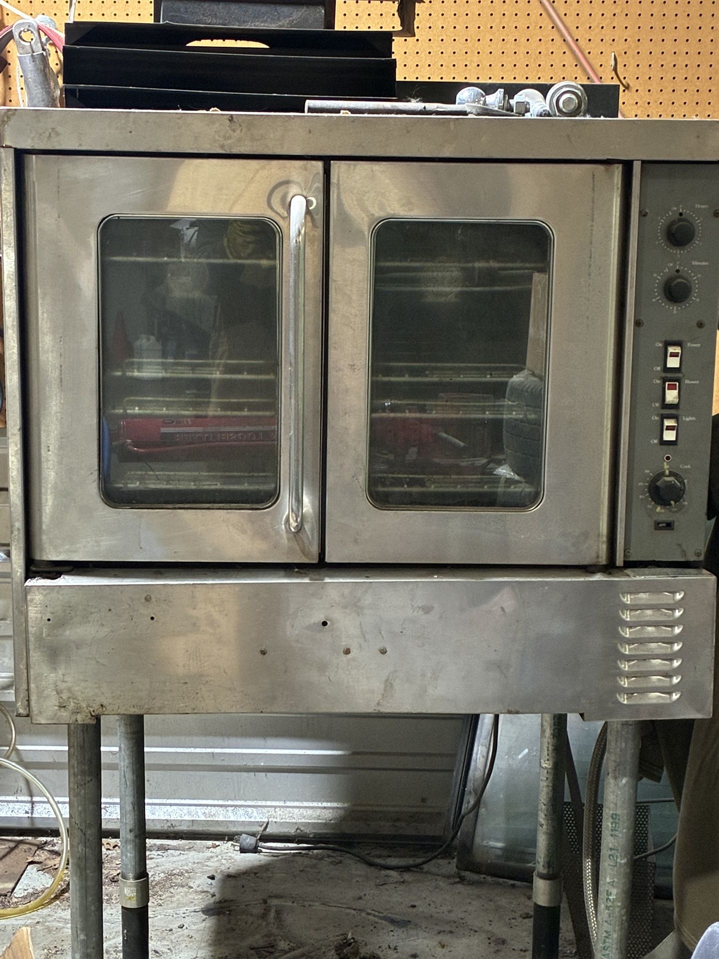Convection Oven. Propane Or Natural Gas