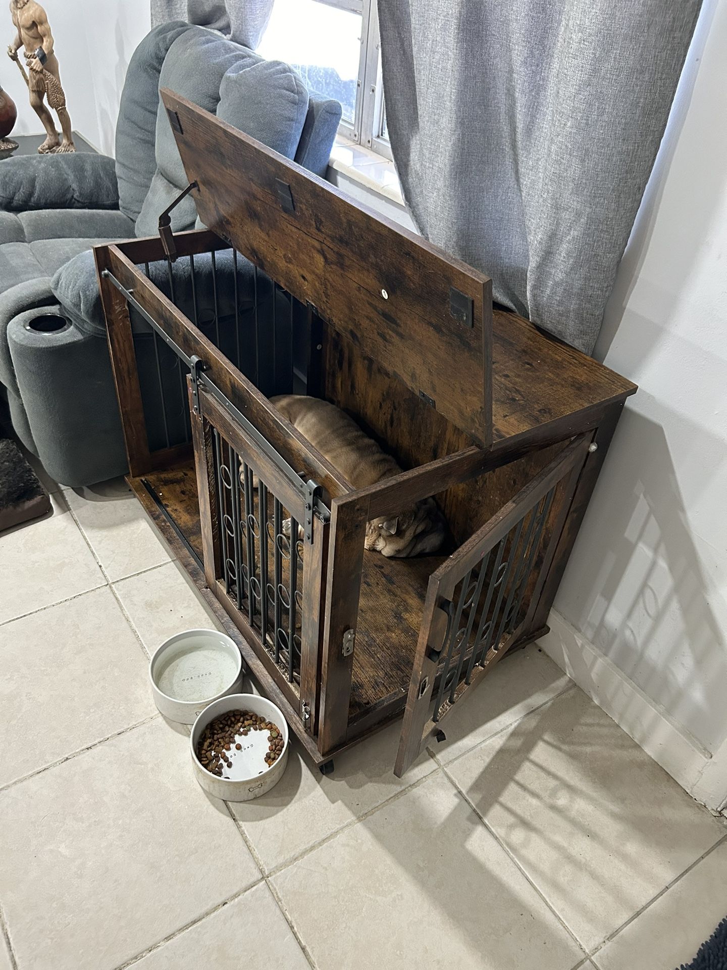 Dog Kennel Cage With Barn door!!!