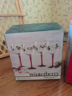 Pfaltzgraff Winterberry Wine Goblets