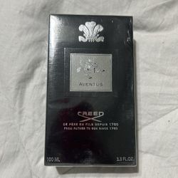Creed Aventus cologne