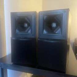 Klipsch Bookshelf Speakers (2) 