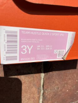 $10 “New” 3Y Nike Team Hustle Quick 2 Sport (Black And White)