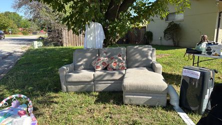 Recliner couch