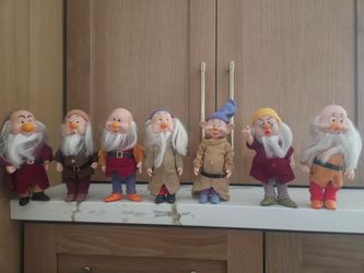Vintage Snow White Seven Dwarfs Doll Set Disney Bikin 1980s