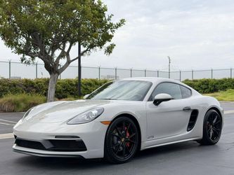 2018 Porsche 718 Cayman