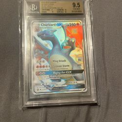 Charizard Hidden Fates 