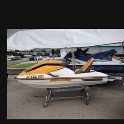 SEADOO STAND UP JET SKIS  GOT A PAIR.  2325 EACH OR 4900 AS A PACKAGE DEAL  BOTH LAKE READY READY TO RIDE SERVICED 2025 TAGS