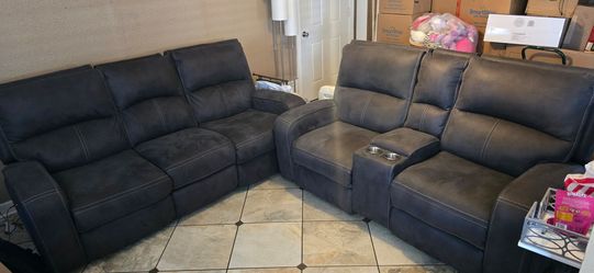 Electric Reclining Sofa & Loveseat