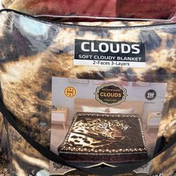 Cobijas De La Buenas Gruesas.  Ultima.  $95 