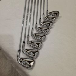 R7 iron set. 4 - Pitch + sand wedge