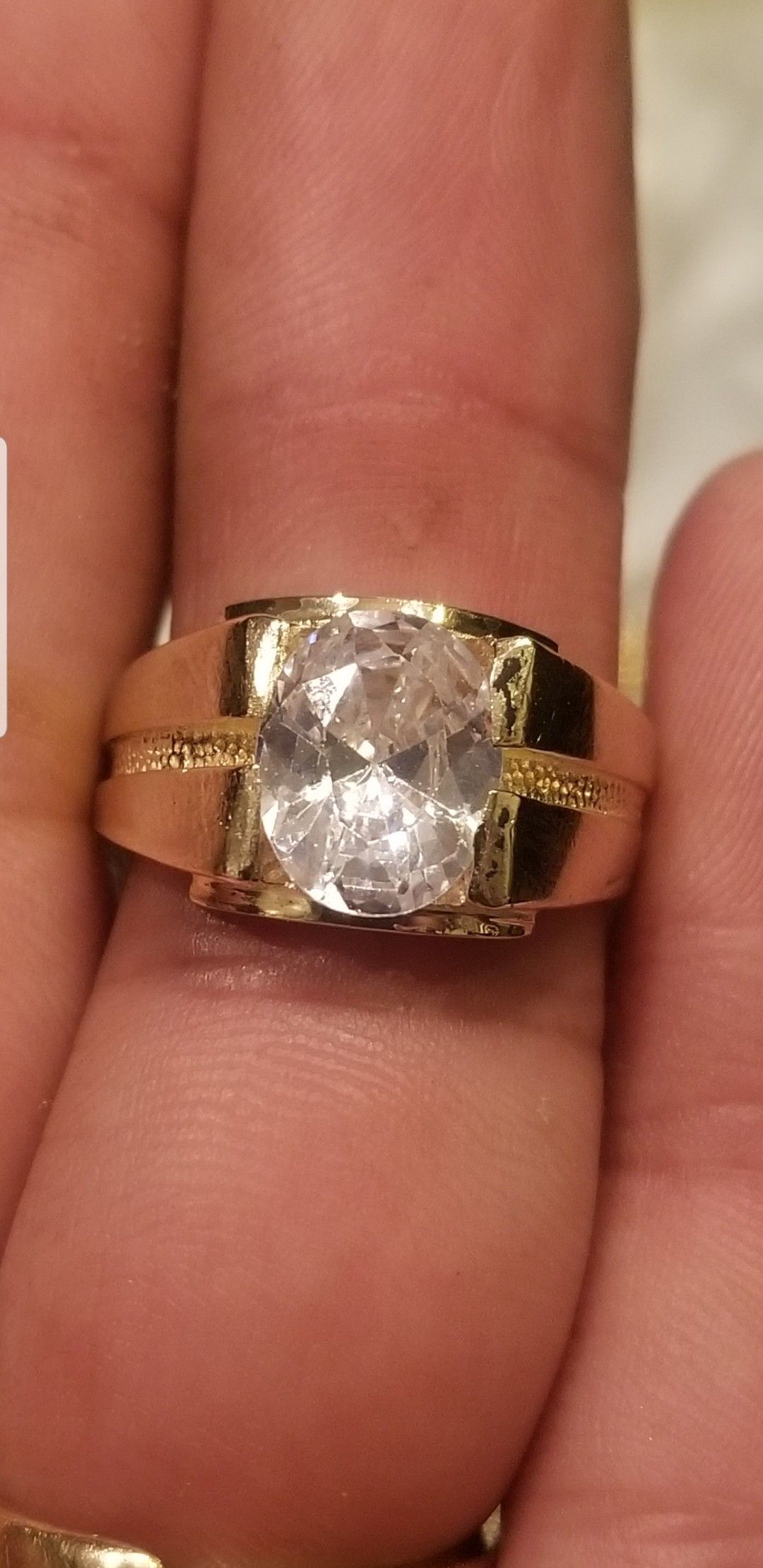 Mens beautiful 14kt gold ring