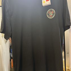 Size M Men Nike Tee