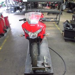PARTED OUT - 2013 11-13 Honda CBR 250R CBR250R - Motorcycle parts - 300647