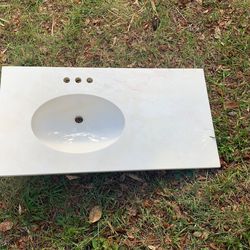 36x19 Vanity Top White 