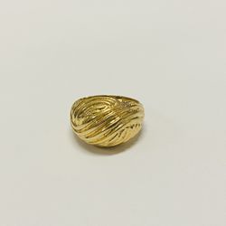 Vintage 14K Yellow Gold Dome Scallop Ring