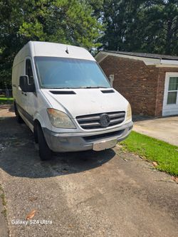 2010 mercedes sprinter cargo