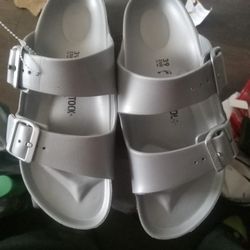 Birkenstocks  Sz8