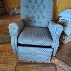 Free Vintage Recliner Chair With Vibrate Massagefree