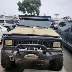 Jeep Cherokee Xj  Back Bumper