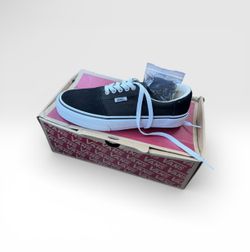 Vans BRAND NEW NIB 8.5 Women’s 7 Men’s