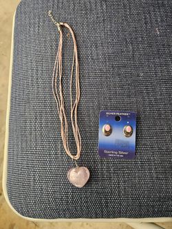 PAIR OF SILVER FEATHER BRAND EARRINGS & NECKLACE 