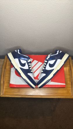 Nike -Dunks - Royal Blue/ 7.5W/6.Y