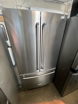 Kitchenaid French dr refrigerator Stainless Steel