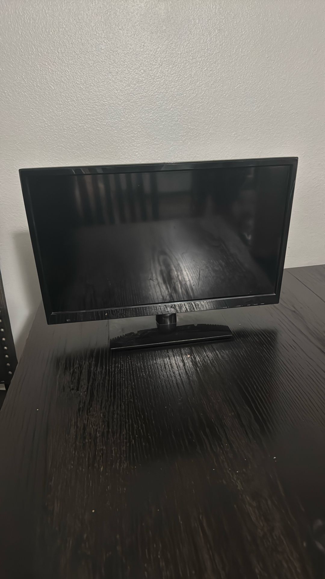 Monitor GPX, good Condition And Has No Power Cable That’s The Only Problem.