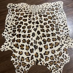 $500  for the set  $250 for the rug $250 chaise lounge