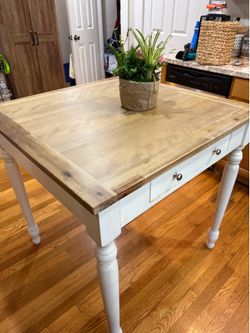 Kitchen table