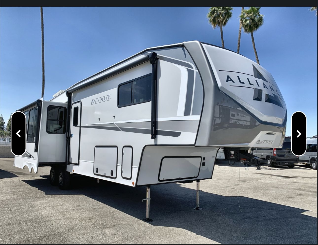 NEW 2025 ALLIANCE RV AVENUE 32RLS