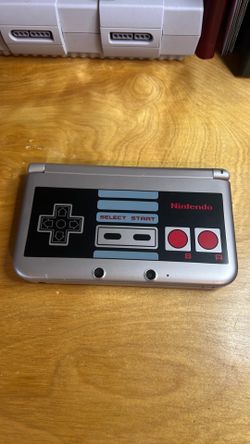 Nintendo 3DS XL NES edition