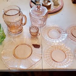 Depression Glass Set 10 Pieces 