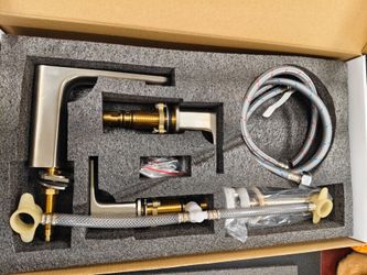 Brushed Nickel Bathroom Faucet Set