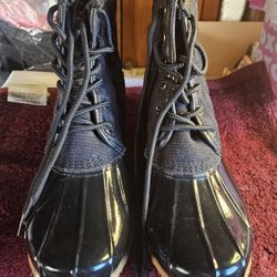 G. H. Bass & Co Women’s Harlequin Waterproof Duck Boots Black 