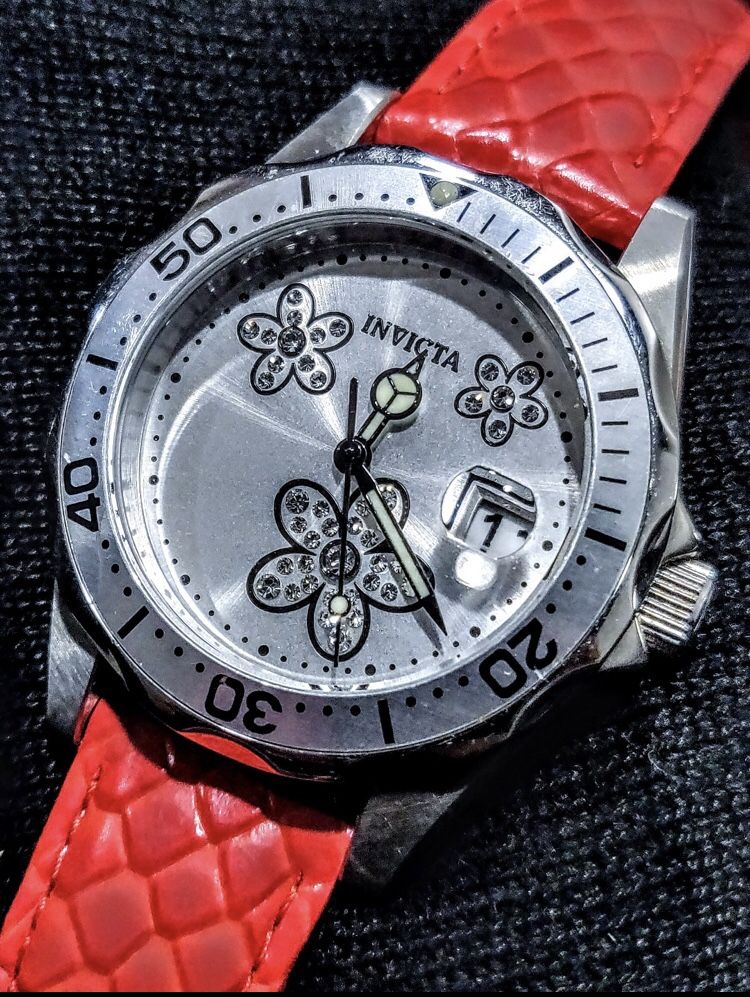 Invicta Butterfly Dial Women's Watch Like new condition