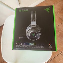 Razer NARI  ULTIMATE GAMING  