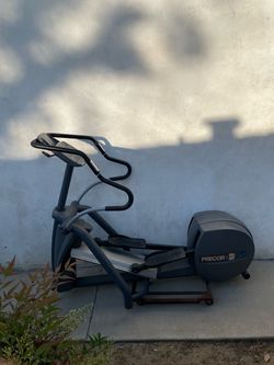💥 1/2 OFF 💥 Precor EFX 546i Elliptical:  🥇 Commercial Grade 🥇 Great Machine